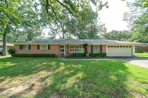 3313 S 41st St, Fort Smith, AR 72903