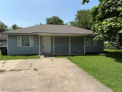 602 W Chickasaw Ave, Sallisaw, OK 74955
