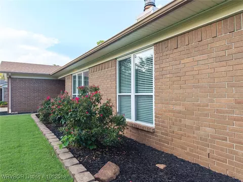 Exterior - 3203 S 65th Cir, Fort Smith, AR 72903 photo 2 of 4