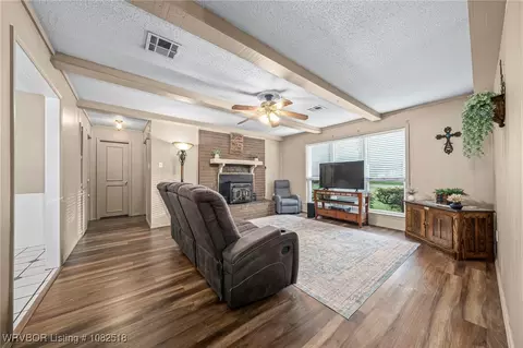 Living - 3203 S 65th Cir, Fort Smith, AR 72903 photo 1 of 3