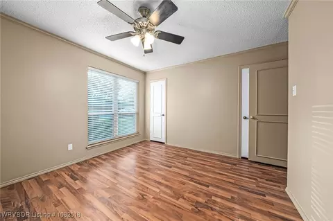Bedroom - 3203 S 65th Cir, Fort Smith, AR 72903 photo 4 of 5