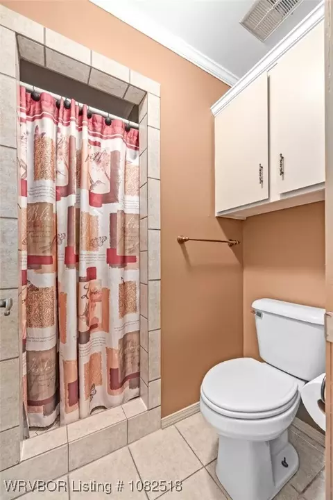 Bath - 3203 S 65th Cir, Fort Smith, AR 72903 photo 4 of 4
