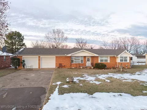 6419 Old Greenwood Rd, Fort Smith, AR 72903