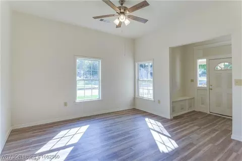 Living - 902 N 7th St, Fort Smith, AR 72901 photo 1 of 4