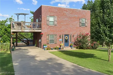 208 Blaylock St, Poteau, OK 74953