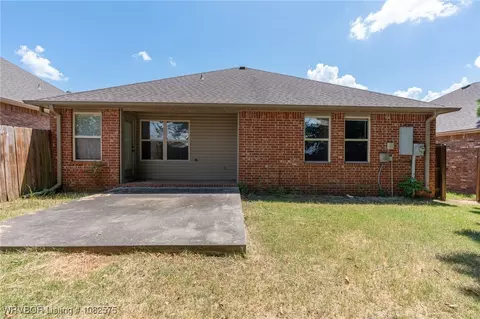 2715 Dyllan Ct, Fort Smith, AR 72908 photo 4