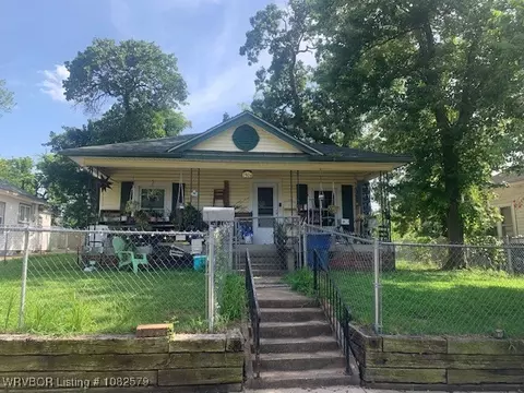 1904 Q St, Fort Smith, AR 72901 photo 1