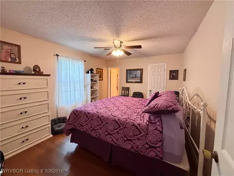 8801 S 35th Ter, Fort Smith, AR 72908 photo 12