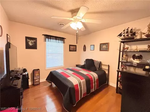 8801 S 35th Ter, Fort Smith, AR 72908 photo 9