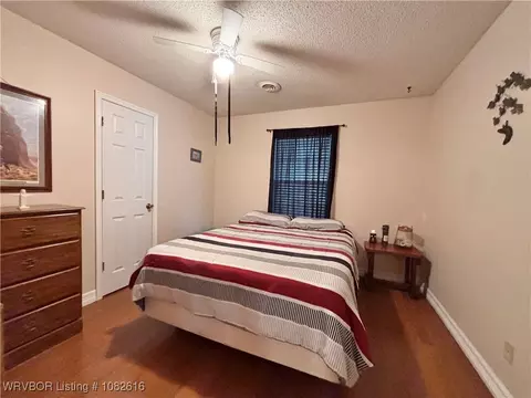 8801 S 35th Ter, Fort Smith, AR 72908 photo 4