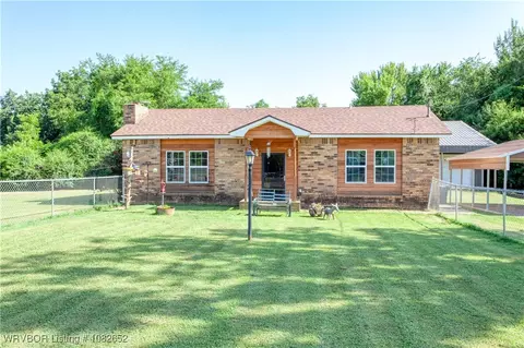 4721 Red Hill Rd, Alma, AR 72921
