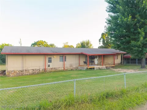 517 Hidden Oaks Rd, Alma, AR 72921 photo 2