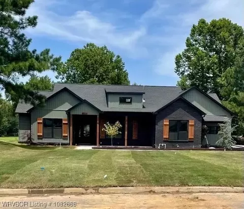 9004 Carson Way, Fort Smith, AR 72908