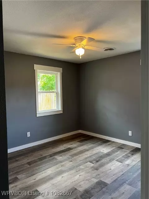 513 4th St, Paris, AR 72855 photo 17
