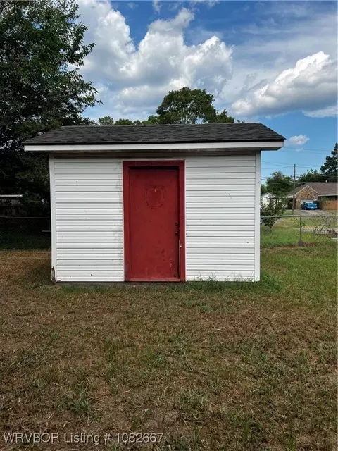513 4th St, Paris, AR 72855 photo 26