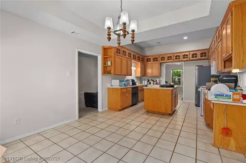 Kitchen - 2104 W Main St, Lavaca, AR 72941 photo 1 of 3