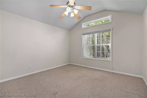 Bedroom - 2104 W Main St, Lavaca, AR 72941 photo 3 of 6