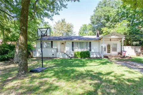 1612 Burnham Rd, Fort Smith, AR 72903