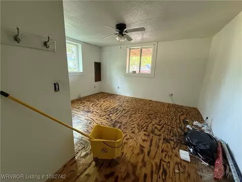 Bedroom - 722 Chism St, Paris, AR 72855 photo 1 of 2