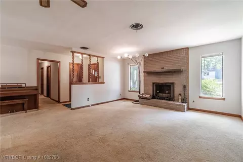 Living - 2601 Independence St, Fort Smith, AR 72901 photo 1 of 4