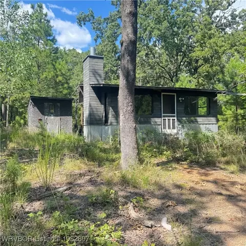 9011 Village Xing, Van Buren, AR 72956