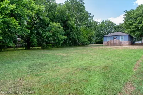 Exterior - 1112 E Wood St, Paris, AR 72855 photo 12 of 13