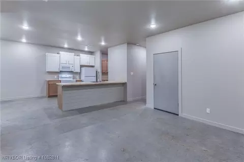 Living - 1112 E Wood St, Paris, AR 72855 photo 2 of 3
