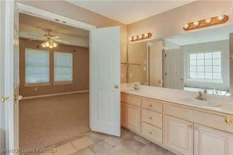 9800 Hanover Cir, Fort Smith, AR 72908 photo 16