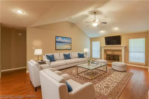 9800 Hanover Cir, Fort Smith, AR 72908 photo 4