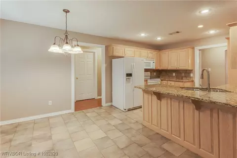 9800 Hanover Cir, Fort Smith, AR 72908 photo 11
