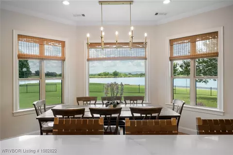 Dining - 8813 Crown Pt, Hackett, AR 72937 photo 2 of 3