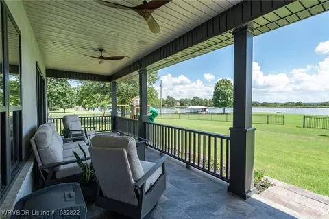 Exterior - 8813 Crown Pt, Hackett, AR 72937 photo 4 of 6