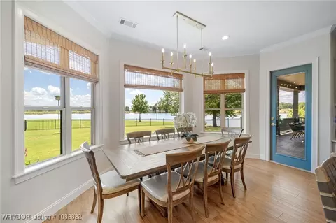 Dining - 8813 Crown Pt, Hackett, AR 72937 photo 3 of 3