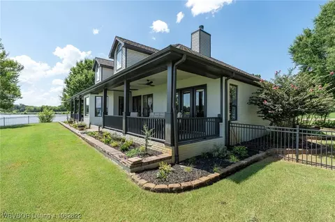 Exterior - 8813 Crown Pt, Hackett, AR 72937 photo 3 of 6