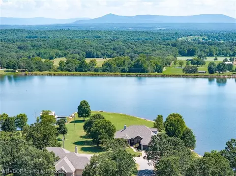 View/Area - 8813 Crown Pt, Hackett, AR 72937 photo 11 of 14