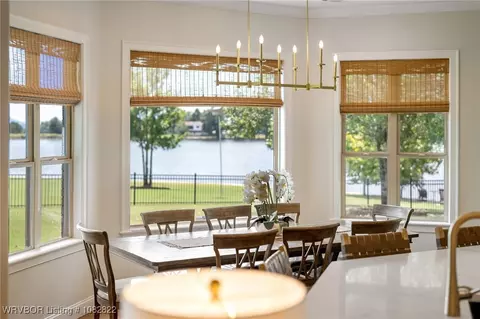 Dining - 8813 Crown Pt, Hackett, AR 72937 photo 1 of 3