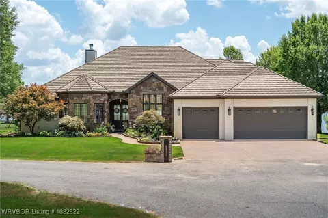 Exterior - 8813 Crown Pt, Hackett, AR 72937 photo 1 of 6