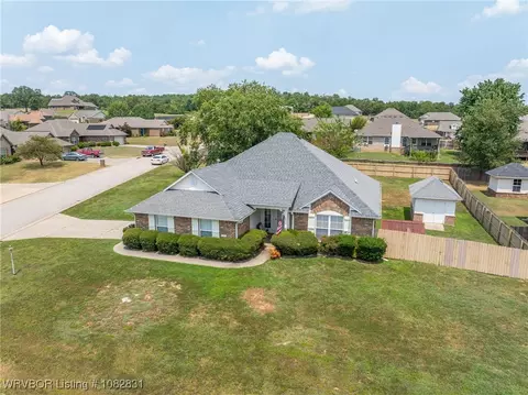 122 Pecan Ln, Greenwood, AR 72936
