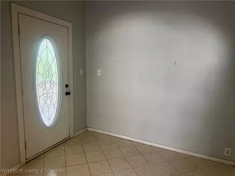 Entry Way - 901 N 21 St, Fort Smith, AR 72904 photo 1 of 2