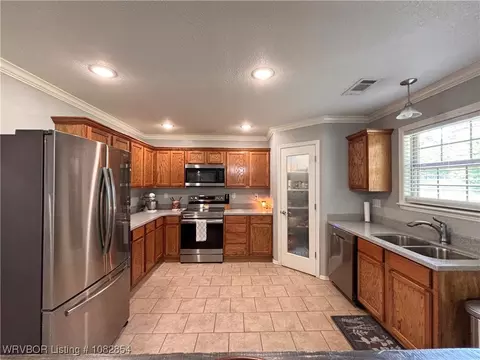 708 Black Creek Ln, Hackett, AR 72937 photo 17