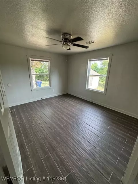 Bedroom - 2100 Birnie Ave, Fort Smith, AR 72904 photo 1 of 3