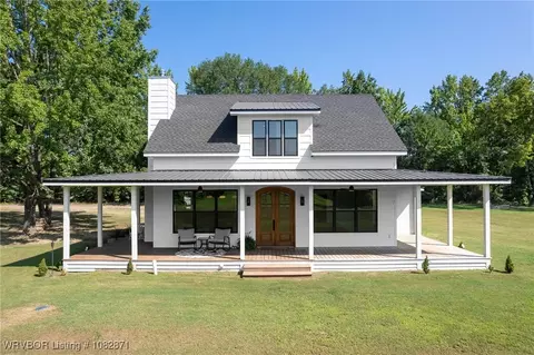 505 Hatley Dr, Dyer, AR 72935 photo 2