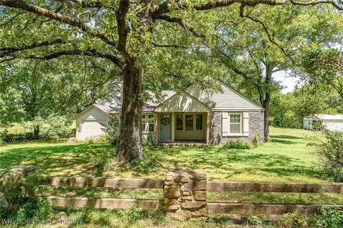 6608 Uniontown Hwy, Van Buren, AR 72956