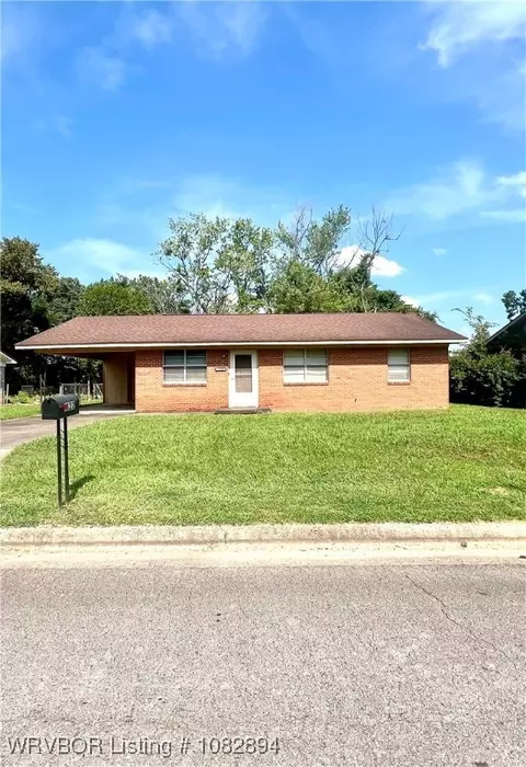 1322 Harris Dr, Alma, AR 72921