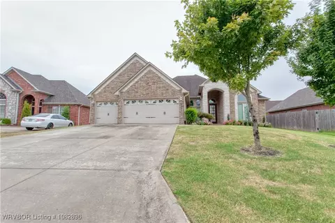 8904 Lakeside Way, Fort Smith, AR 72903 photo 4