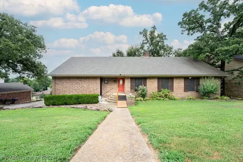 7718 Williamsburg Rd, Fort Smith, AR 72903