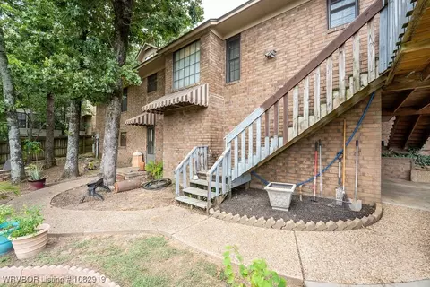 Exterior - 7718 Williamsburg Rd, Fort Smith, AR 72903 photo 7 of 10