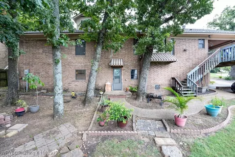 Exterior - 7718 Williamsburg Rd, Fort Smith, AR 72903 photo 2 of 10