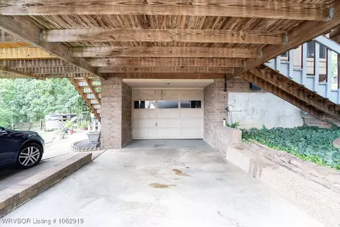 Exterior - 7718 Williamsburg Rd, Fort Smith, AR 72903 photo 6 of 10