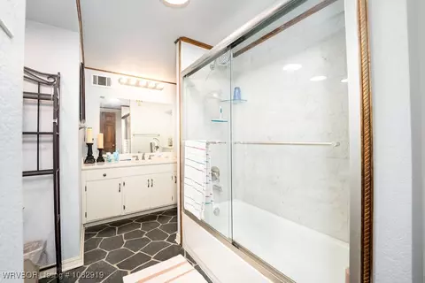 Bath - 7718 Williamsburg Rd, Fort Smith, AR 72903 photo 5 of 7